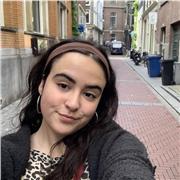 Profesora particular dispuesta a dar clases a menores de 16